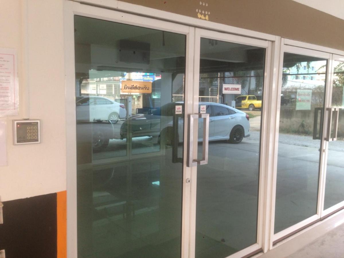 Hotel Kim Casa Nakhon Sawan Zewnętrze zdjęcie